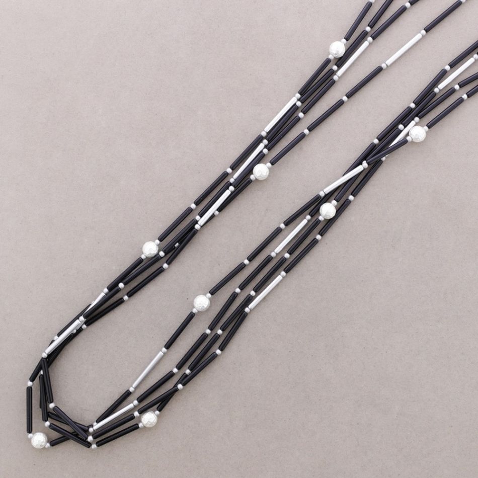 LONG NECKLACE FOUR STRIPS METAL RESIN BEADS