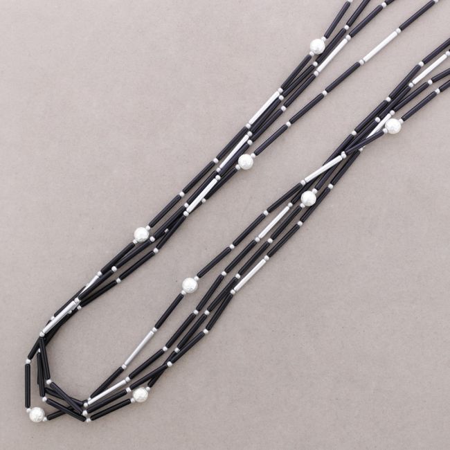 LONG NECKLACE FOUR STRIPS METAL RESIN BEADS