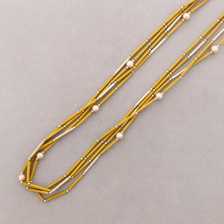 LONG NECKLACE FOUR STRIPS METAL RESIN BEADS