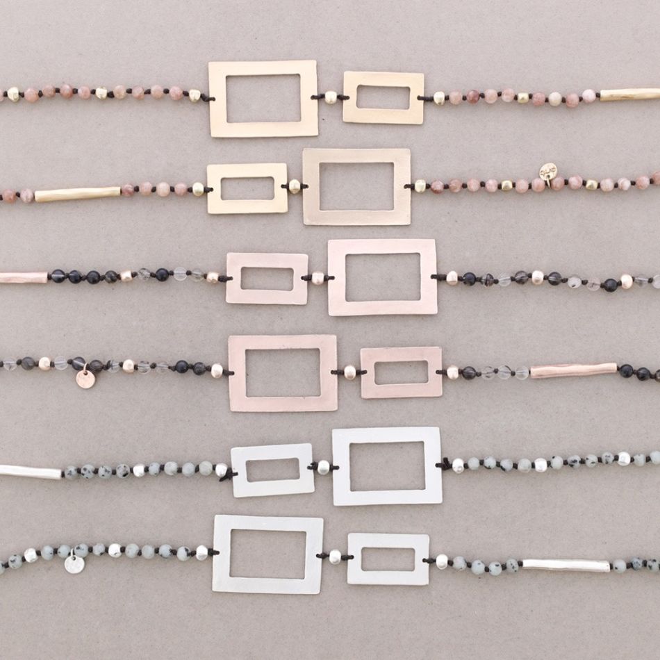 LONG NECKLACE WITH METAL RECTANGLES STONES