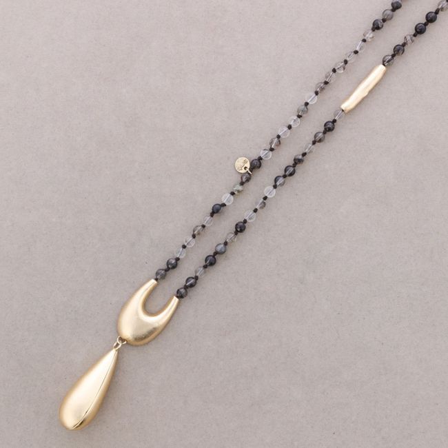 LONG NECKLACE WITH METAL PENDANT STONES