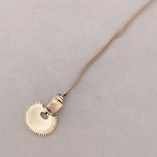 LONG NECKLACE METAL MEDAL PENDANT