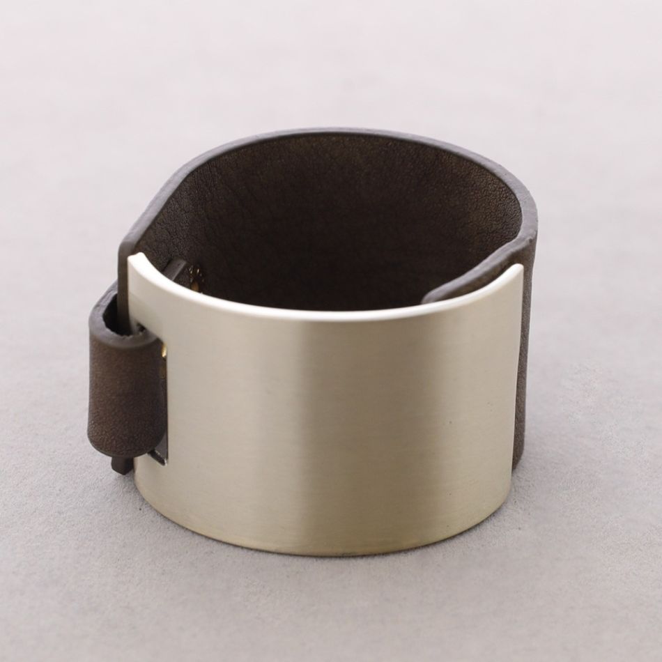 PULSERA CUERO METAL