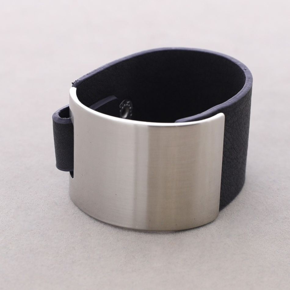 LEATHER METAL BRACELET