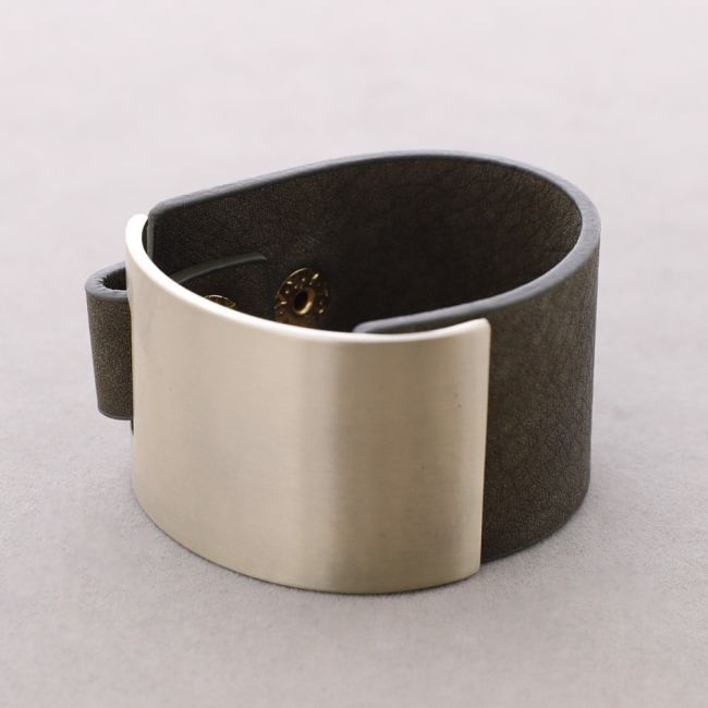 PULSERA CUERO METAL