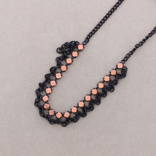 CHAIN ??CHOKER WITH INCRUSTED CRYSTALS