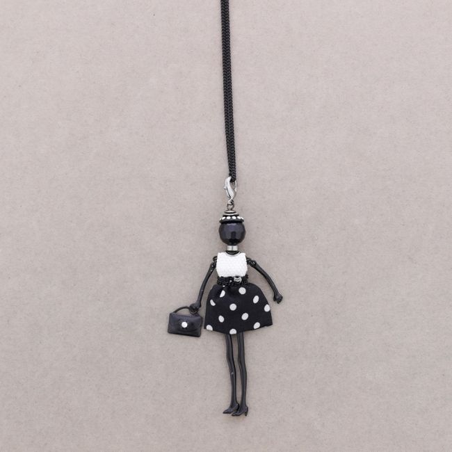 LONG PENDANT NECKLACE DOLL