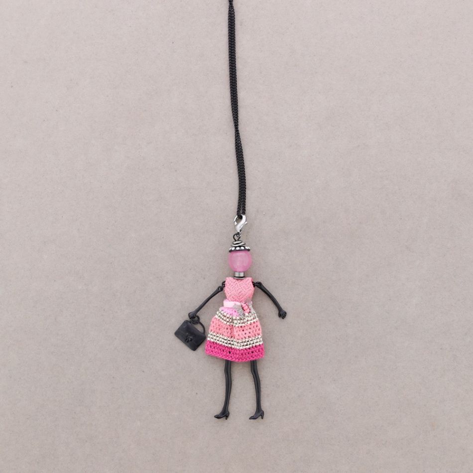 LONG PENDANT NECKLACE DOLL
