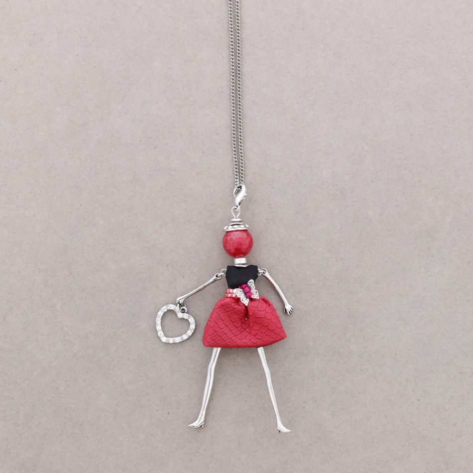 LONG PENDANT NECKLACE DOLL