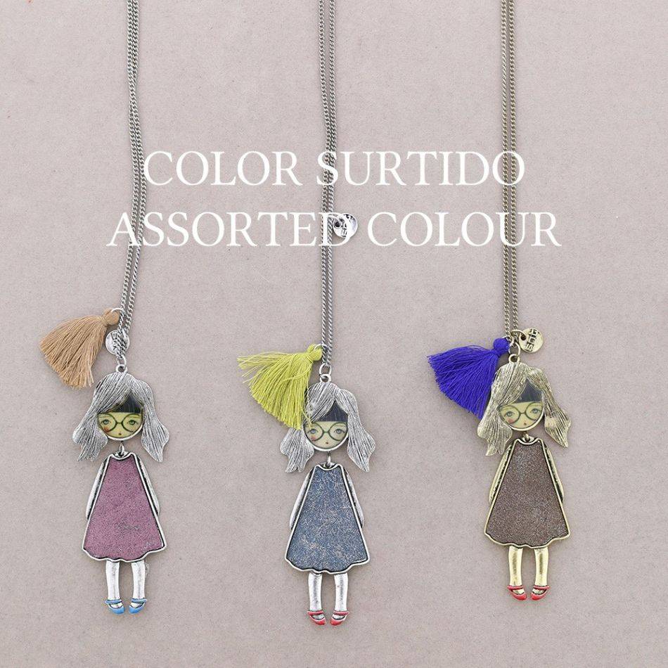 COLLAR LARGO COLGANTE MUÑECA