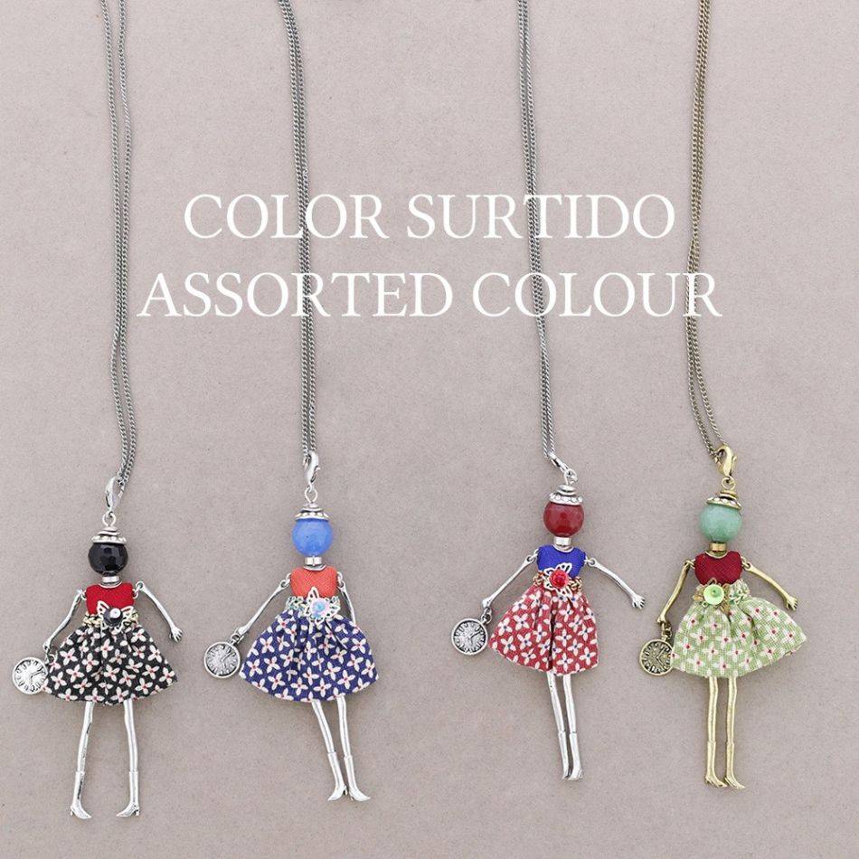 LONG PENDANT NECKLACE DOLL