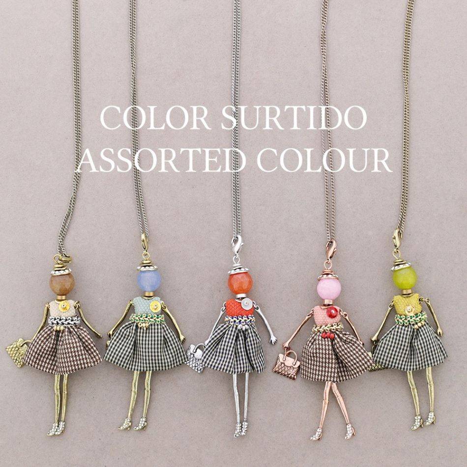 LONG PENDANT NECKLACE DOLL