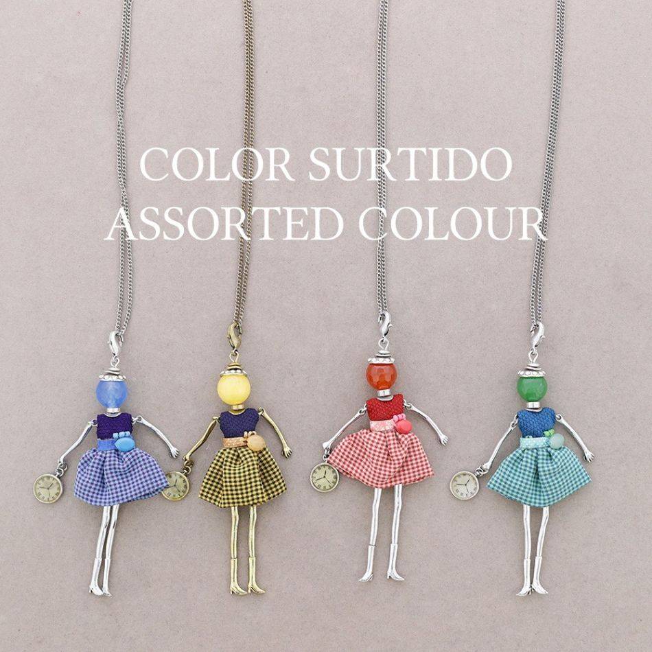 LONG PENDANT NECKLACE DOLL