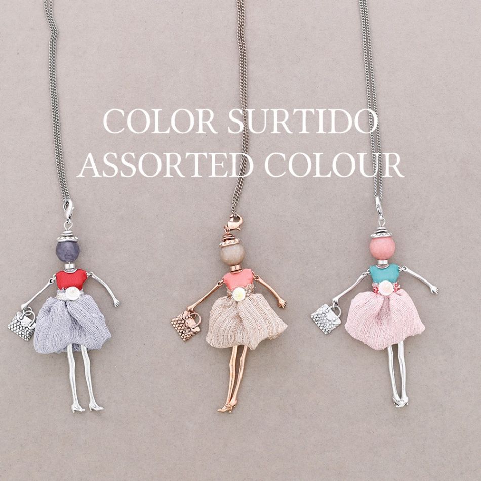 LONG PENDANT NECKLACE DOLL