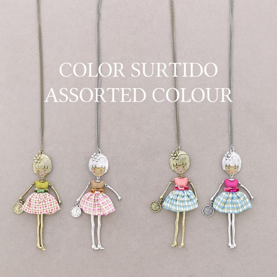 LONG PENDANT NECKLACE DOLL
