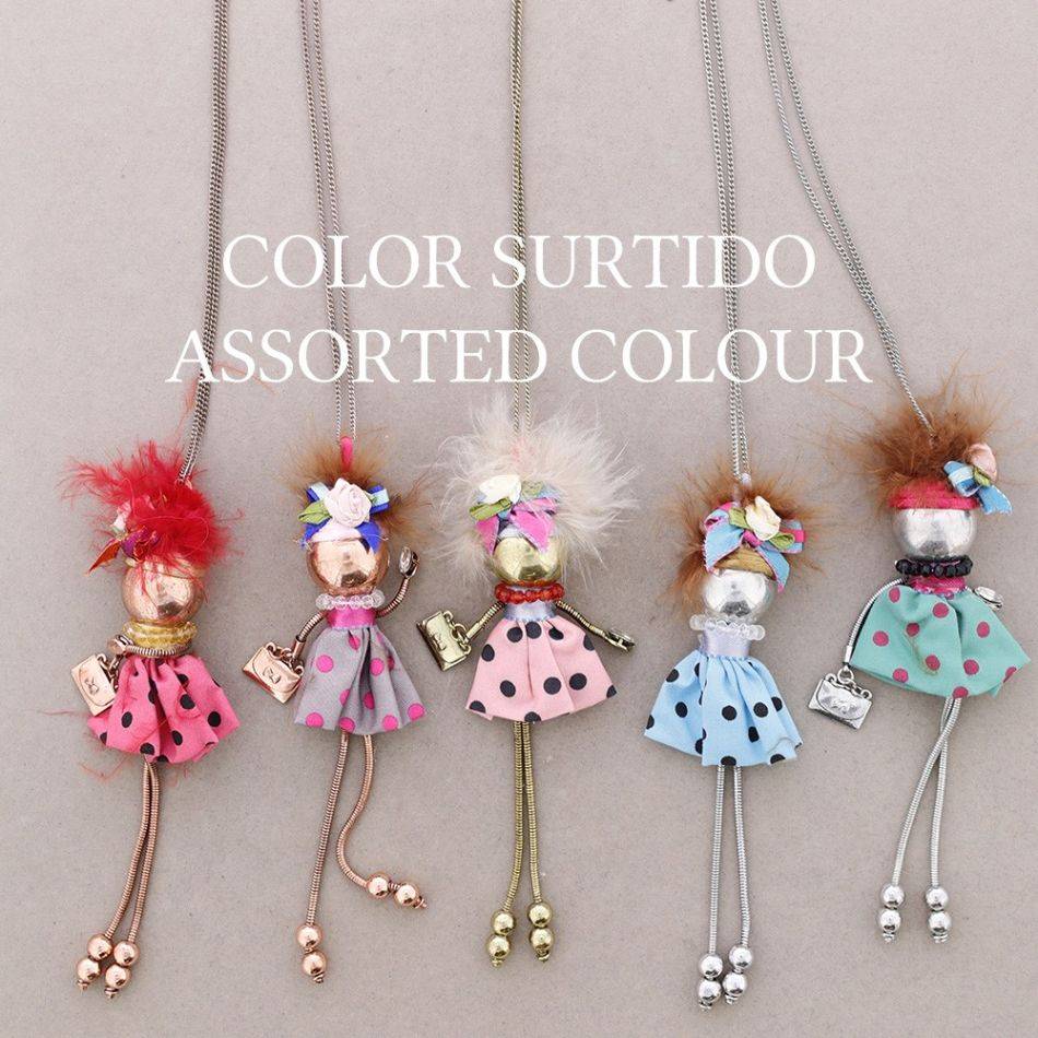 LONG PENDANT NECKLACE lady queen