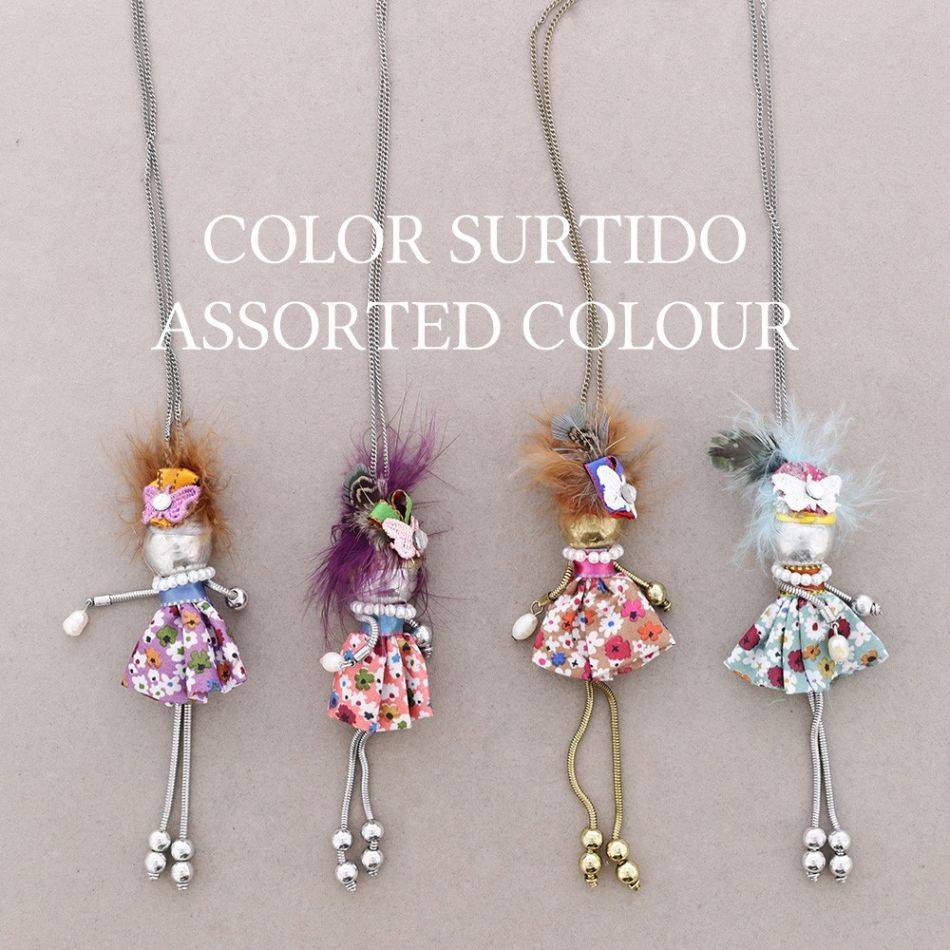 LONG PENDANT NECKLACE lady queen