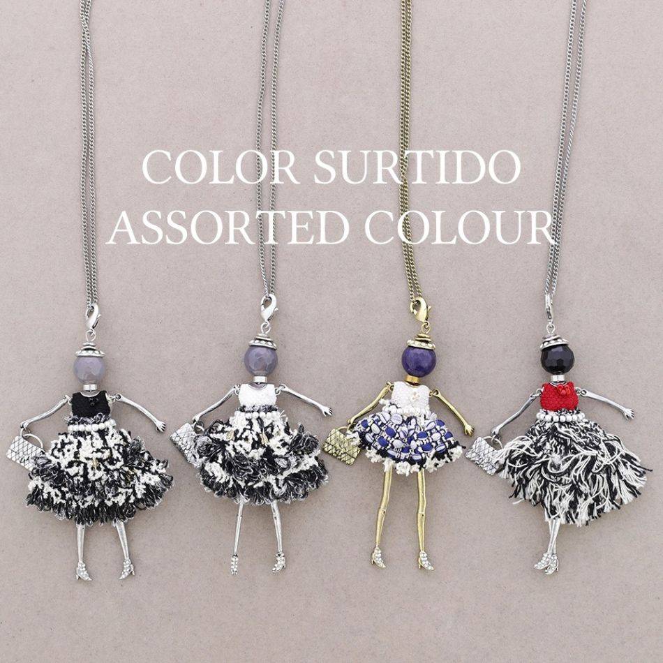 LONG PENDANT NECKLACE DOLL