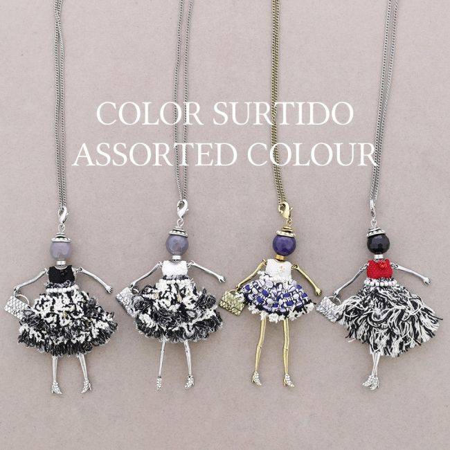 LONG PENDANT NECKLACE DOLL