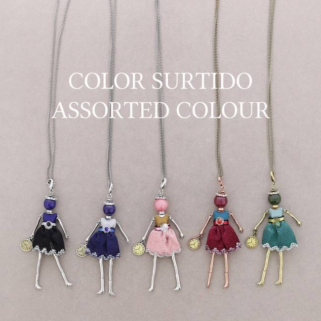 LONG PENDANT NECKLACE DOLL
