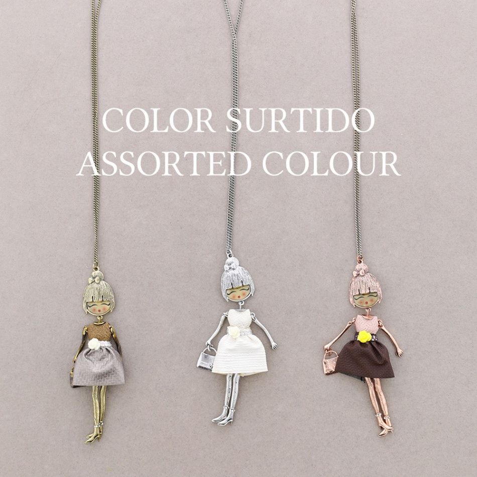 LONG PENDANT NECKLACE DOLL