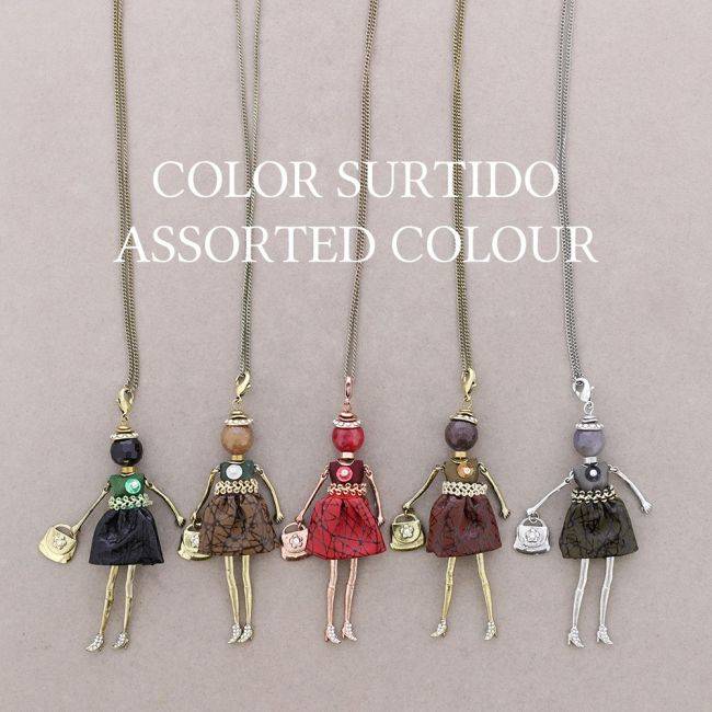 LONG PENDANT NECKLACE DOLL