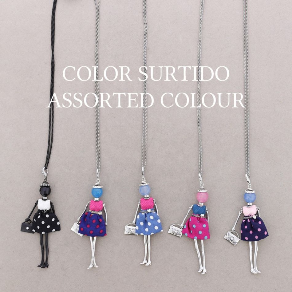LONG PENDANT NECKLACE DOLL