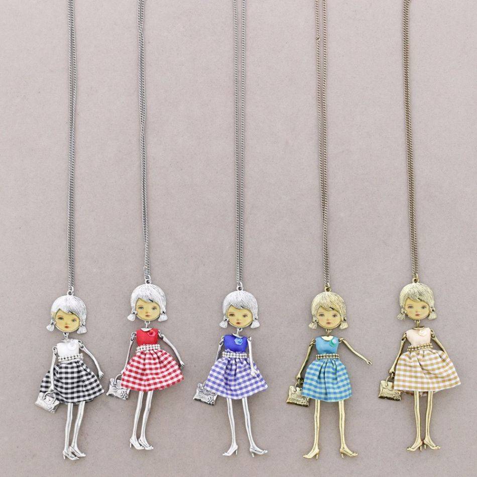 COLLAR LARGO COLG. MUÑECA CARINA