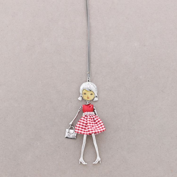 COLLAR LARGO COLG. MUÑECA CARINA 2
