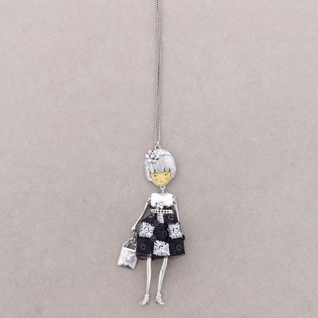 LONG PENDANT NECKLACE DOLL