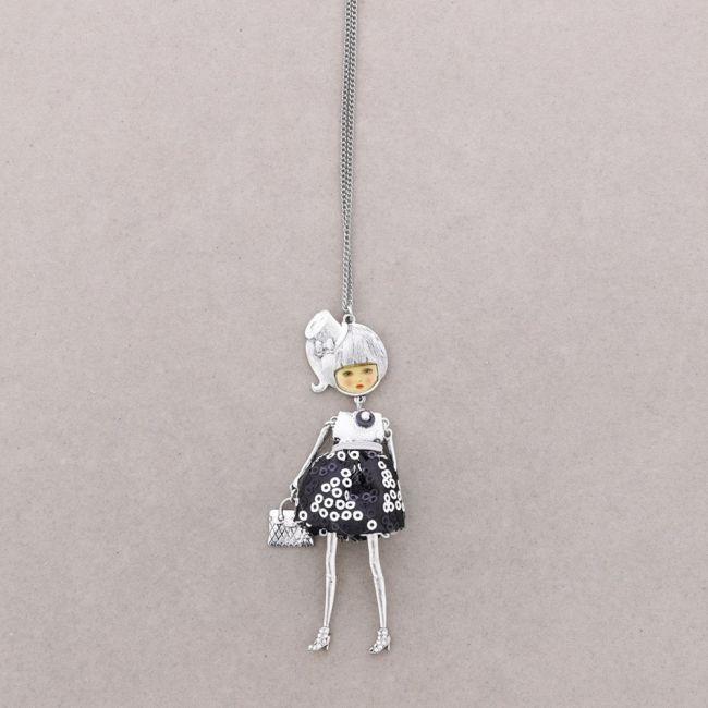 COLLAR LARGO MUÑECA CARINA