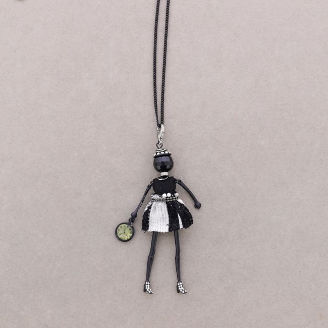 LONG PENDANT NECKLACE DOLL
