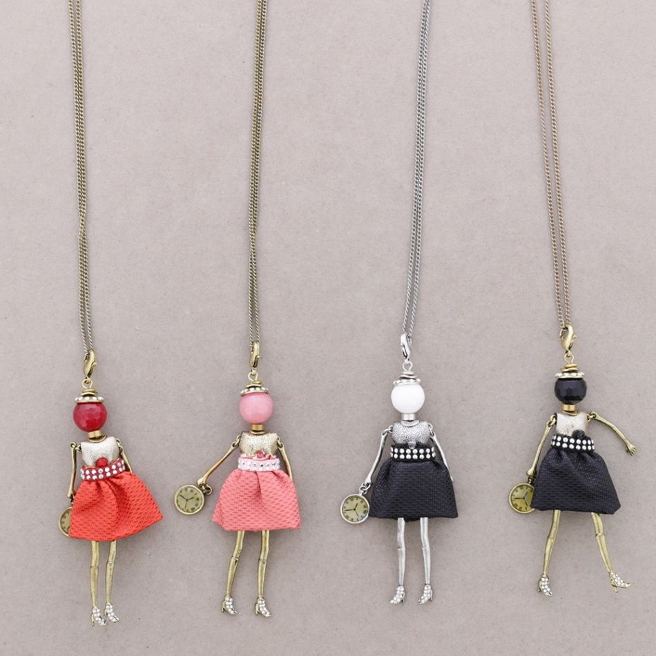 COLLAR LARGO COLG. MUÑECA