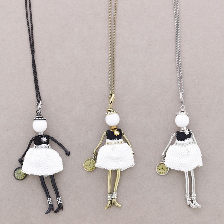 LONG PENDANT NECKLACE DOLL 2