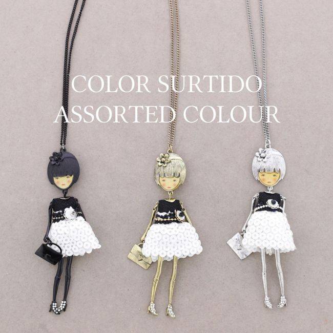 COLLAR LARGO COLG. MUÑECA CARINA