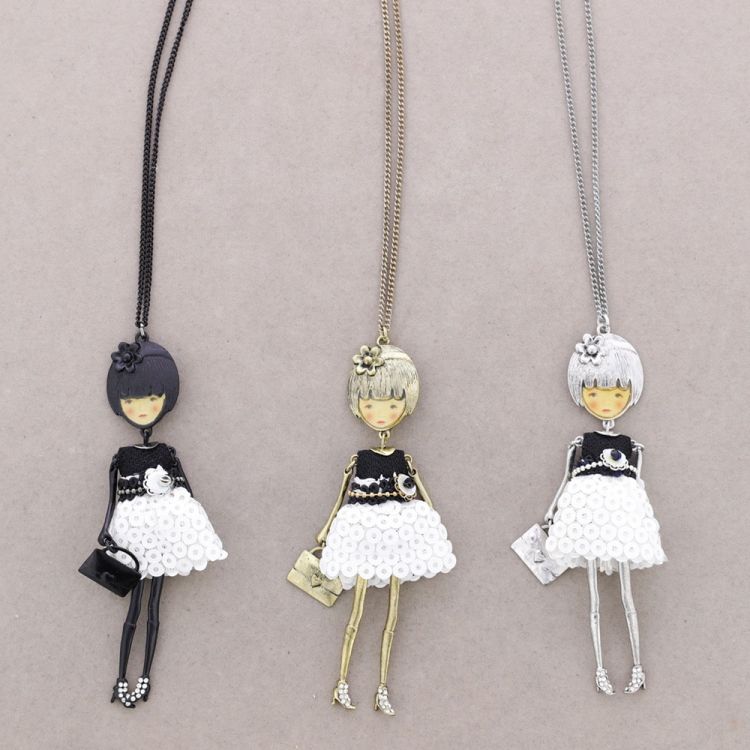 LONG PENDANT NECKLACE CARINE DOLL 2