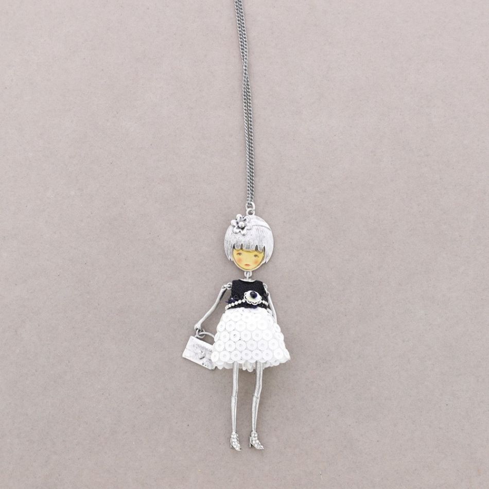 COLLAR LARGO COLG. MUÑECA CARINA