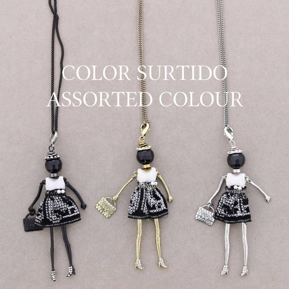 LONG PENDANT NECKLACE DOLL