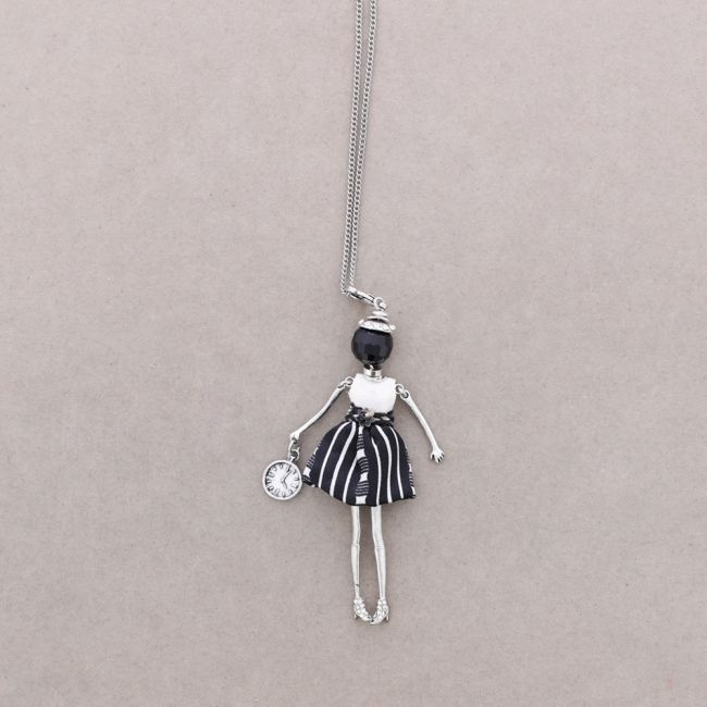 LONG PENDANT NECKLACE DOLL
