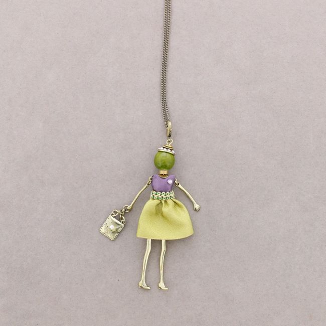 LONG PENDANT NECKLACE DOLL