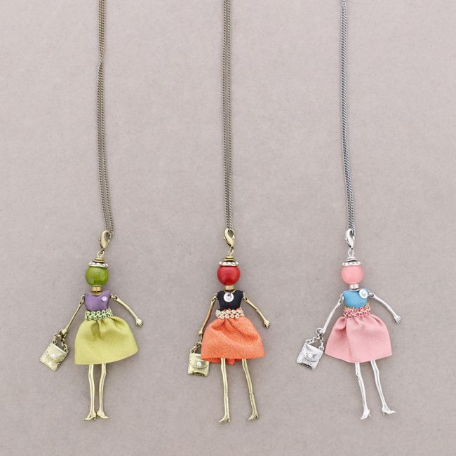 COLLAR LARGO COLG. MUÑECA