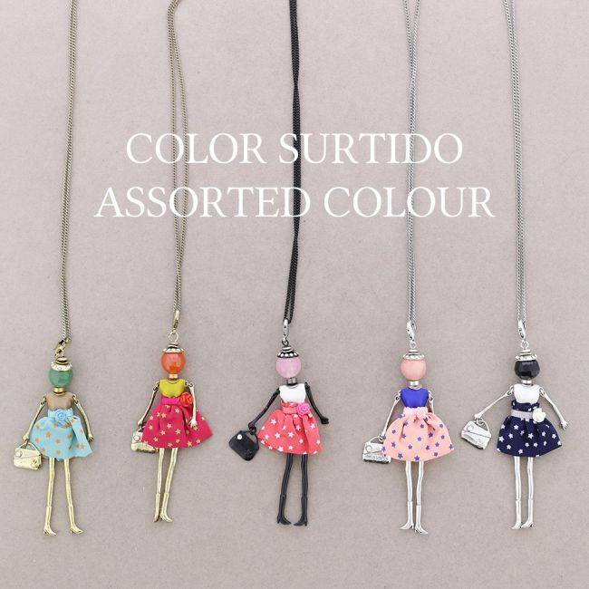 LONG PENDANT NECKLACE DOLL