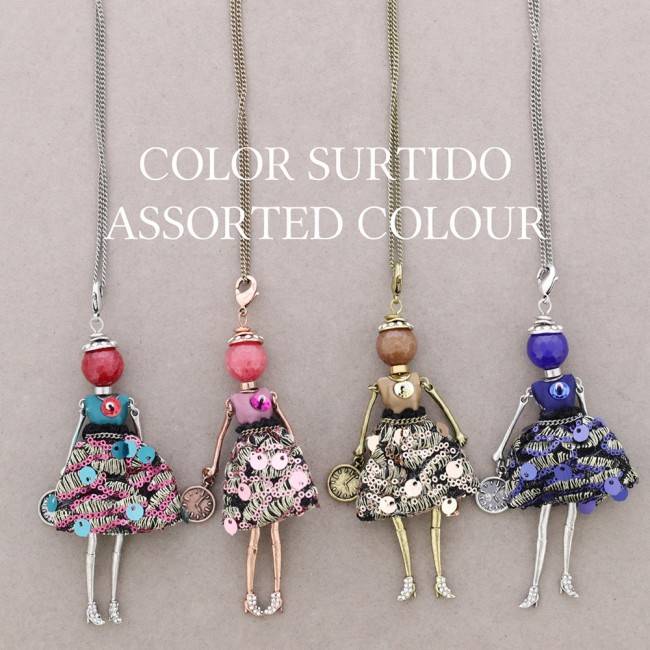 LONG PENDANT NECKLACE DOLL