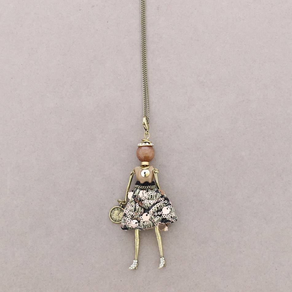 LONG PENDANT NECKLACE DOLL
