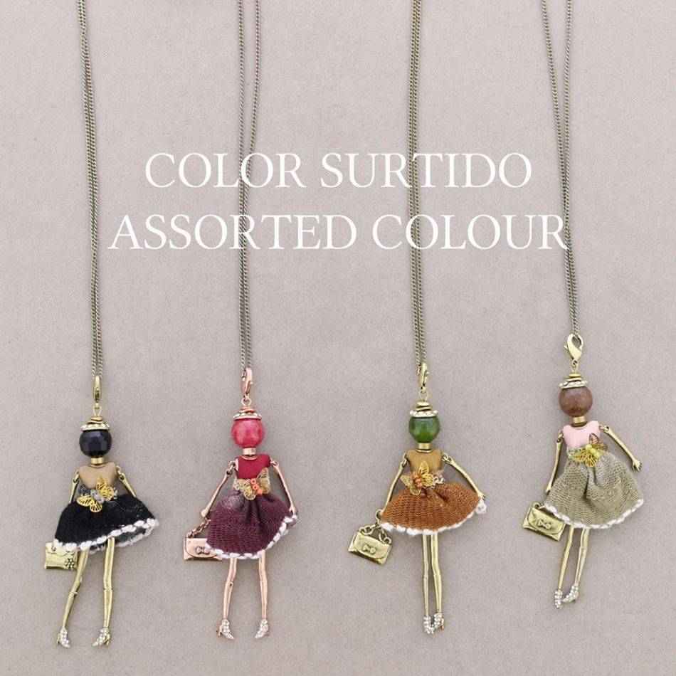 LONG PENDANT NECKLACE DOLL