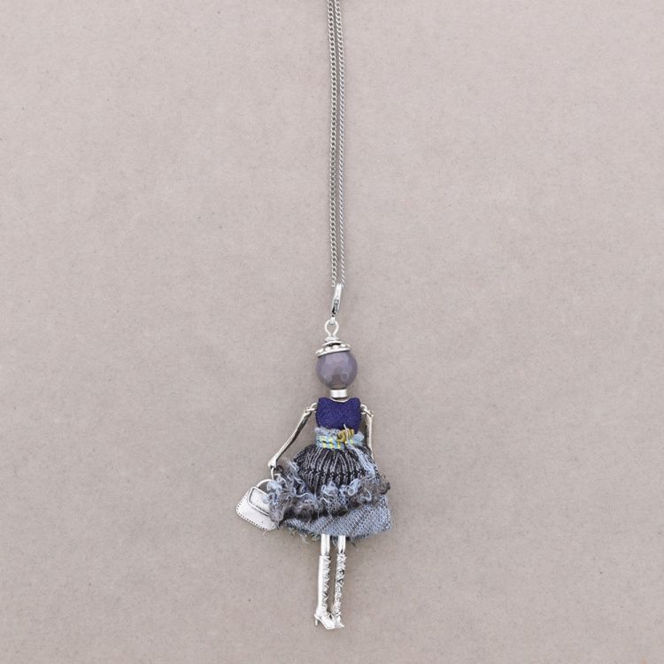 LONG PENDANT NECKLACE DOLL