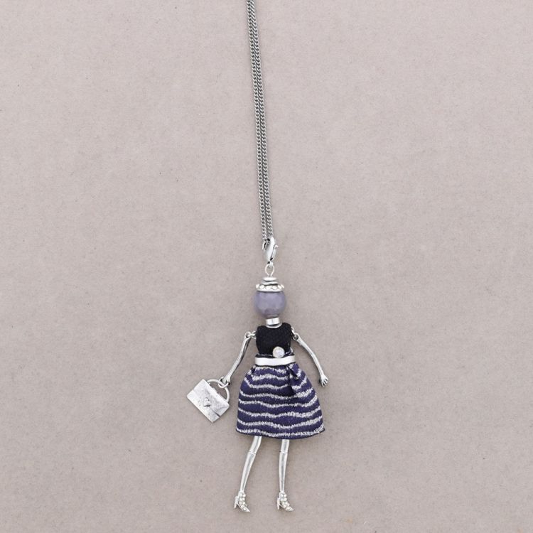 LONG PENDANT NECKLACE DOLL