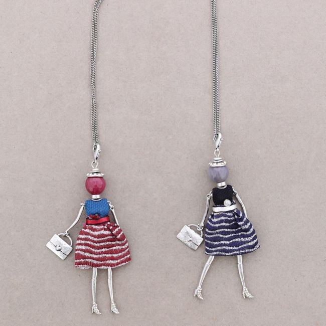 LONG PENDANT NECKLACE DOLL