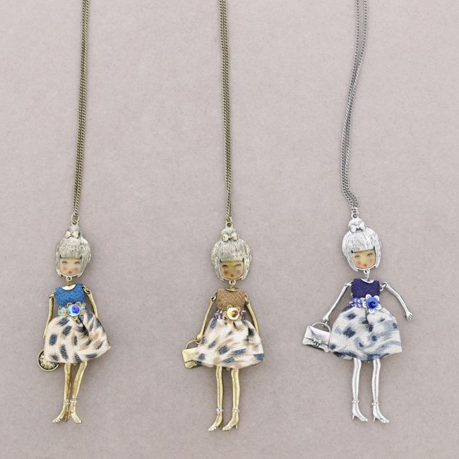 LONG PENDANT NECKLACE CARINE DOLL