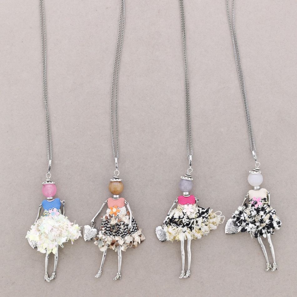 COLLAR LARGO COLG. MUÑECA